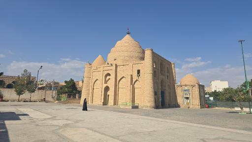 عکس برج چهل دختر