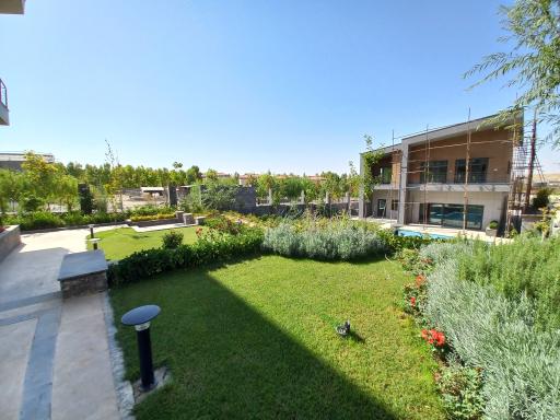 عکس باغشهر کلاه فرنگی (نادری)