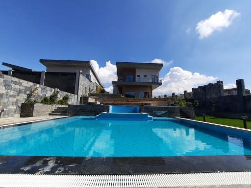 عکس باغشهر کلاه فرنگی (نادری)