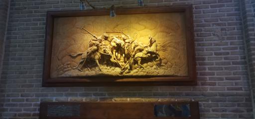 عکس موزه مجسمه آقای ازی محمدی