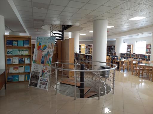 عکس کتابخانه مرکزی دانشگاه صنعتی تبریز 