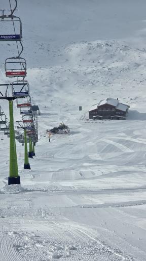 عکس مجموعه تفریحی ورزشی توچال