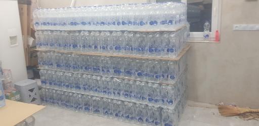 عکس پخش آب معدنی اقا صفا