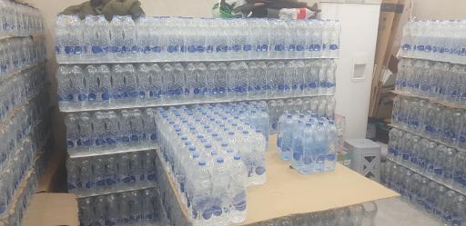 عکس پخش آب معدنی اقا صفا