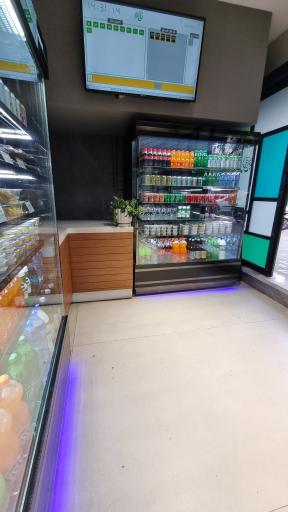 مجموعه غذایی حاج بهزاد