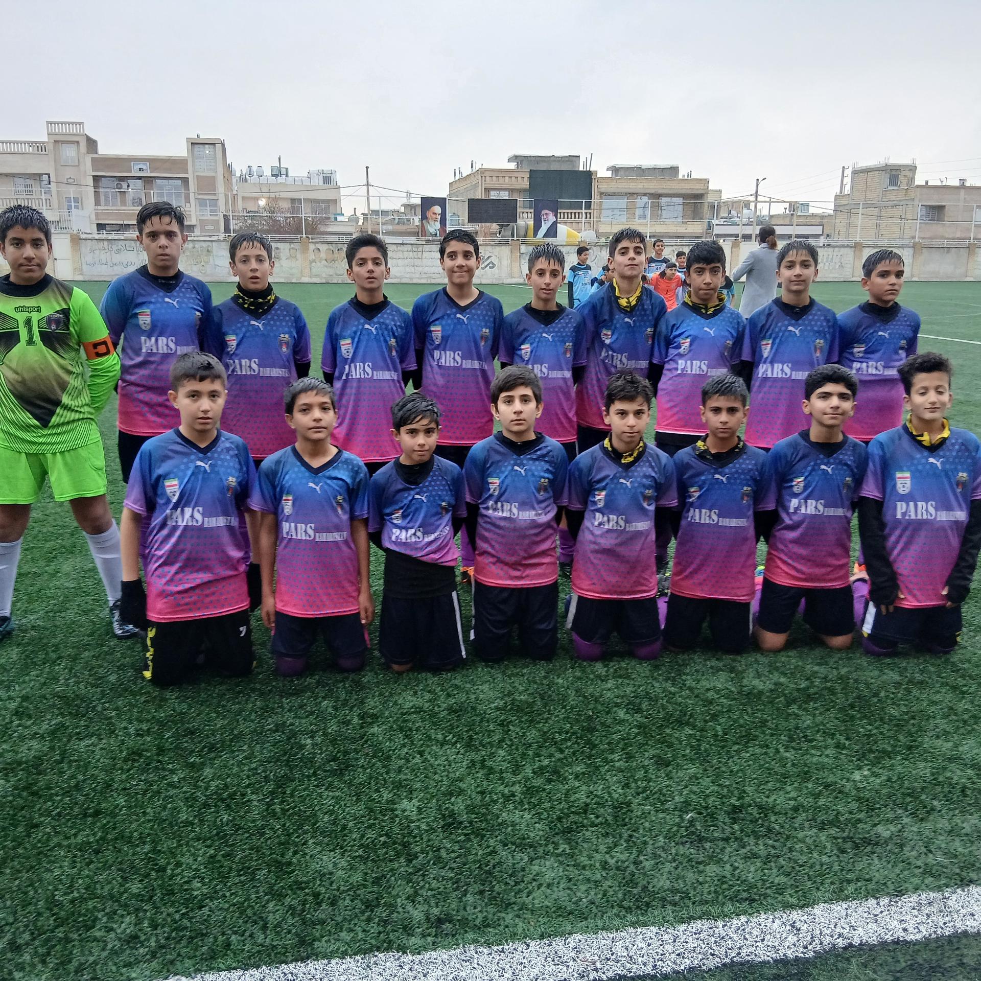 عکس باشگاه فوتبال پارس 