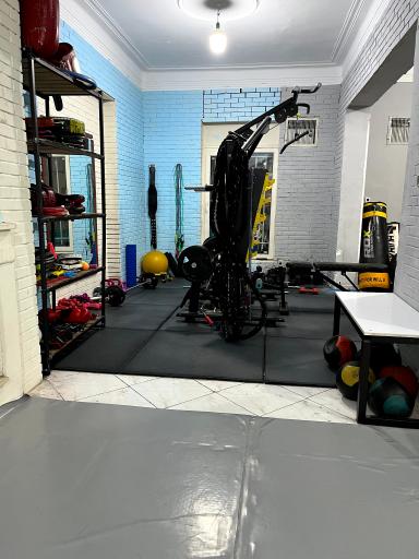 عکس باشگاه کیک بوکسینگ حسین دلشاد