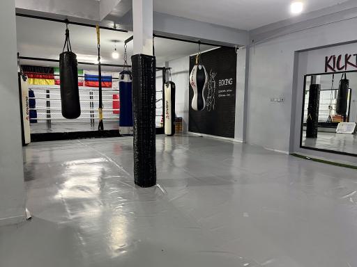 عکس باشگاه کیک بوکسینگ حسین دلشاد