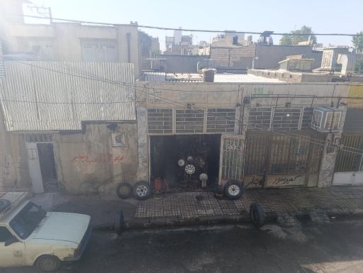 عکس اوراق فروشی