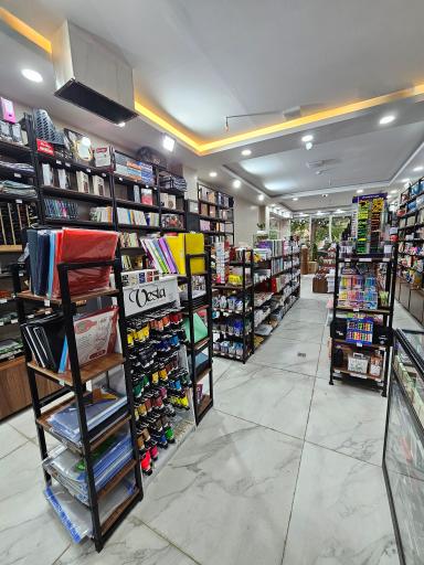 عکس لوازم التحریر و کتاب فروشی ثامن لاین