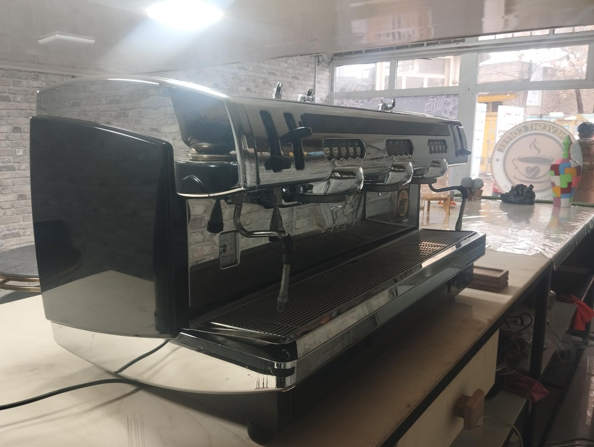 عکس کافه سرنوشت