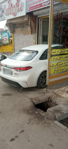 عکس مرکز تخصصی ترمیم ترک شیشه اتومبیل امیر 