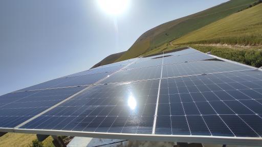 عکس برق خورشیدی راسان