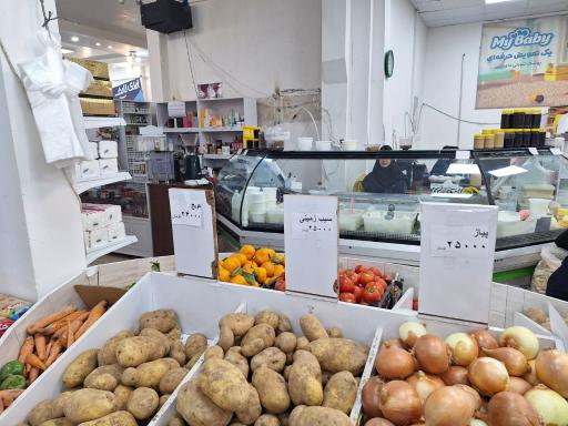 عکس فروشگاه مواد غذایی تندوره