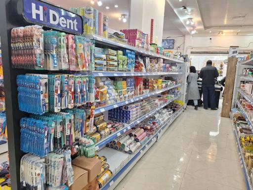 عکس فروشگاه مواد غذایی تندوره