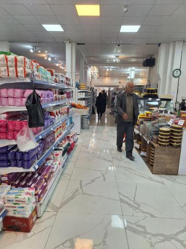فروشگاه مواد غذایی تندوره