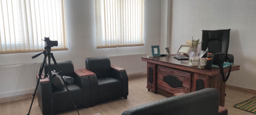 عکس کانون آگهی و تبلیغاتی حرفینو