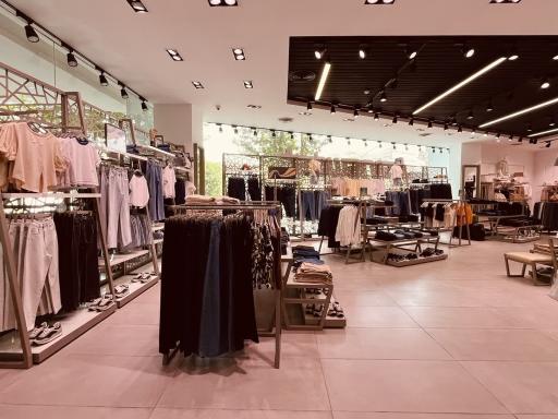 عکس جین وست