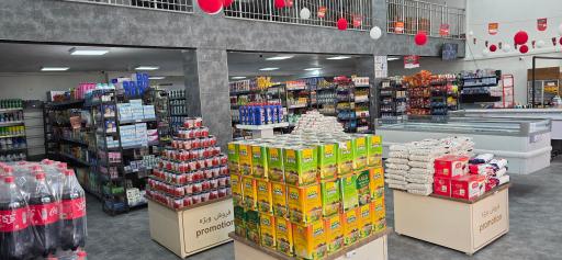 عکس فروشگاه افق کوروش