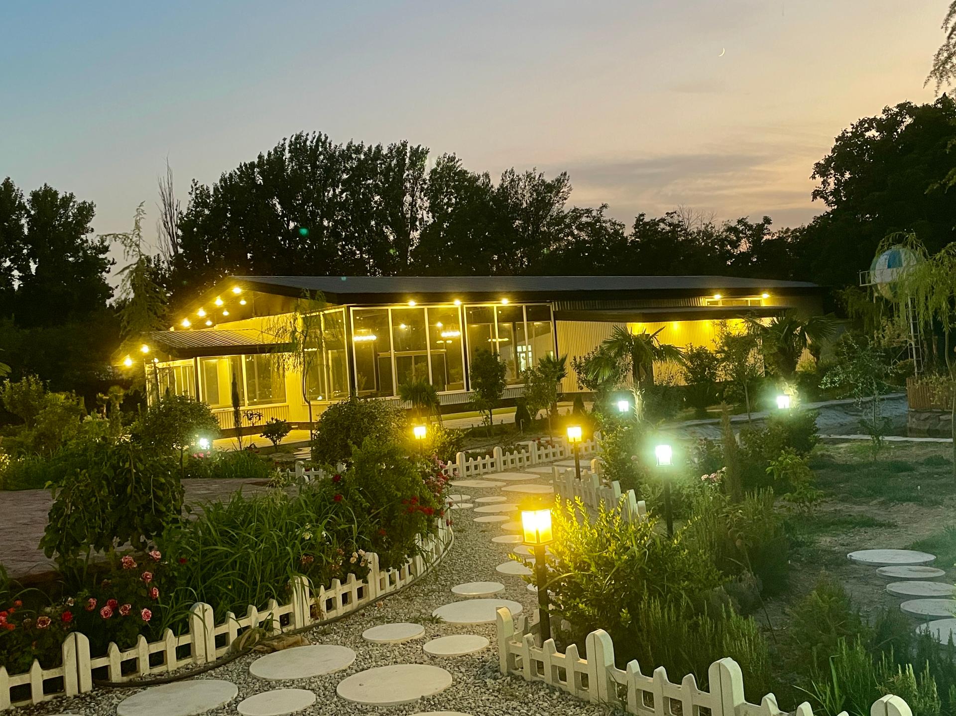 عکس باغ عقد و تولد زیبان