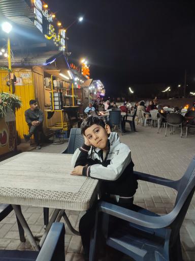 عکس کافه دورهمی گلستان