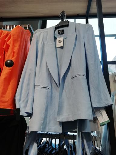 عکس فروشگاه لباس داوین