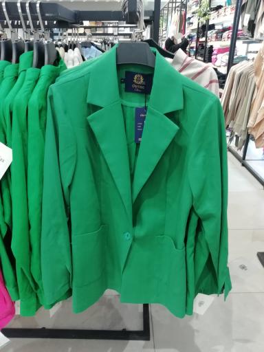 عکس فروشگاه لباس داوین