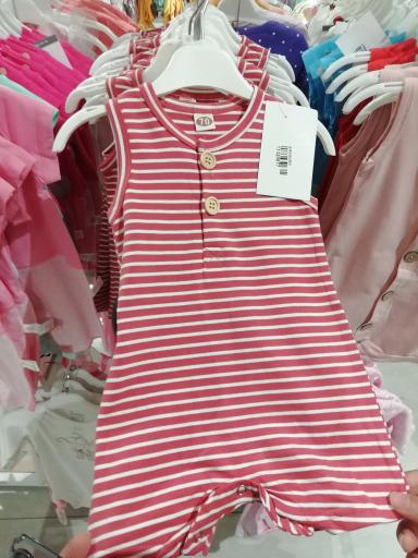 عکس فروشگاه لباس داوین