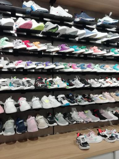 عکس فروشگاه لباس داوین