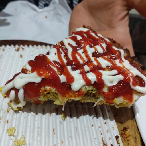 عکس پیتزا کنتاکی میلان