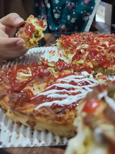 عکس پیتزا کنتاکی میلان