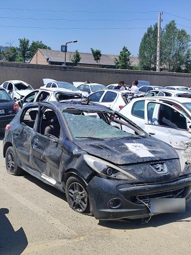 عکس پارکینگ مزایده ایران خودرو