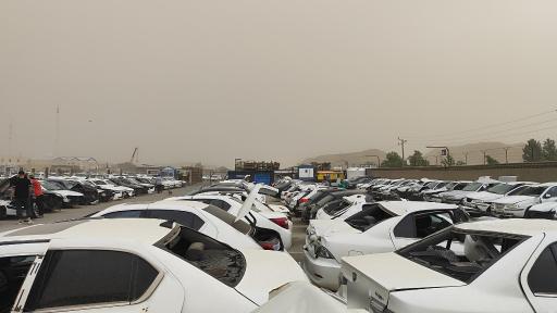 عکس پارکینگ مزایده ایران خودرو