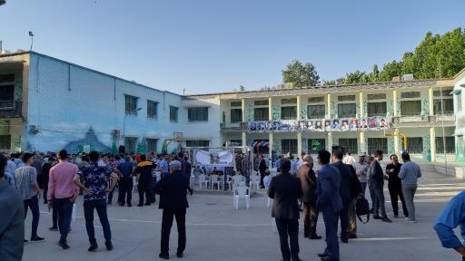 عکس دبیرستان نمونه دولتی پسرانه شیخ زاده هراتی