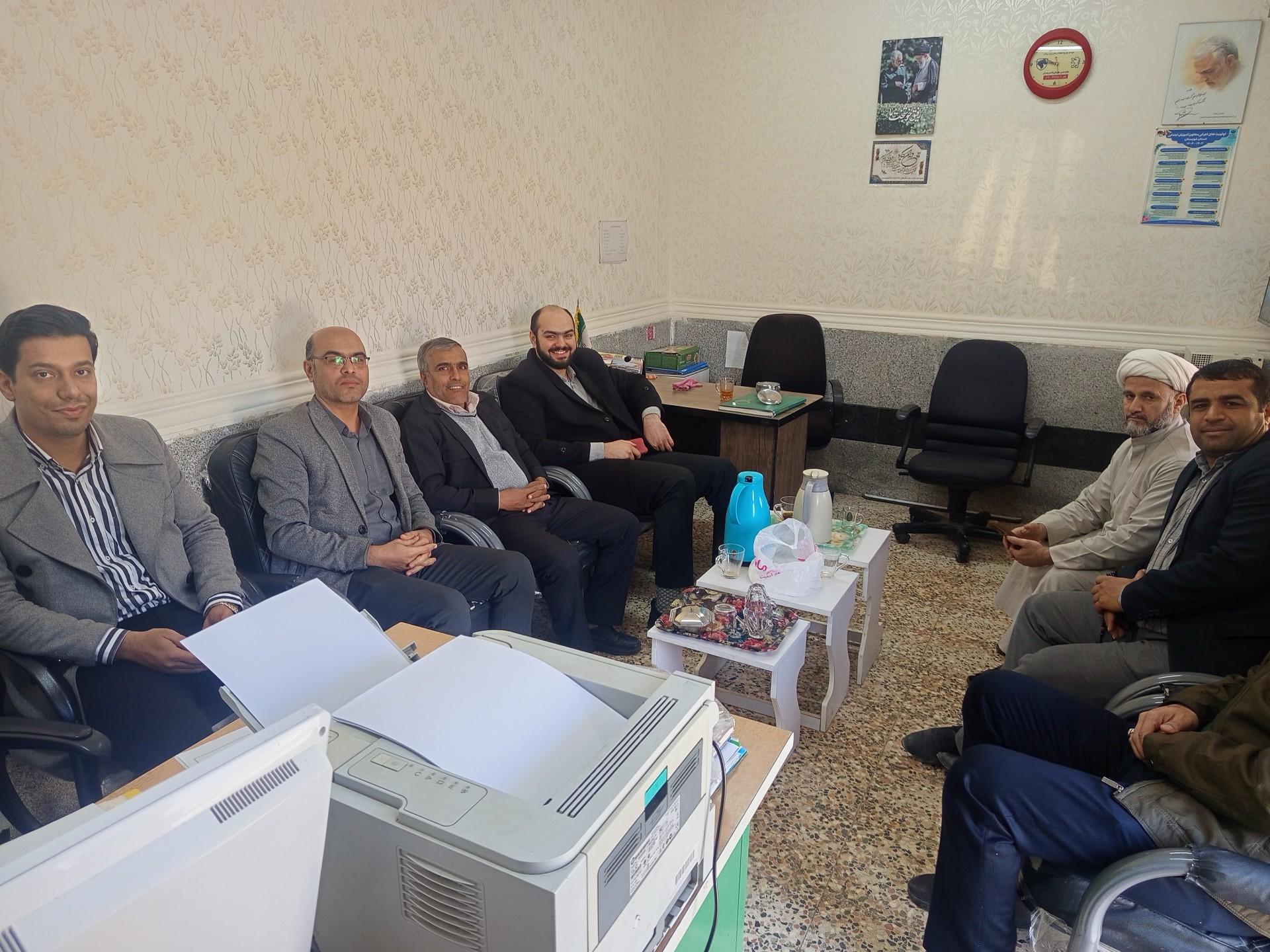 عکس دبستان شهید میاحی