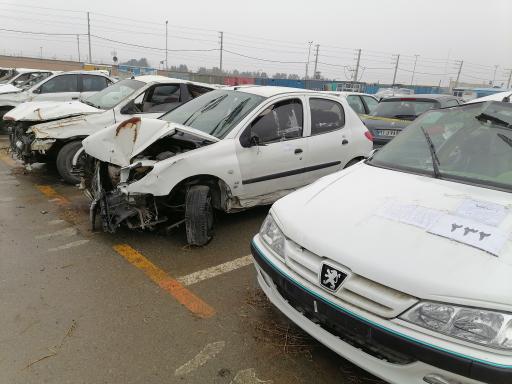 عکس پارکینگ مزایده ایران خودرو