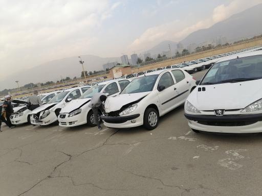 عکس پارکینگ مزایده ایران خودرو