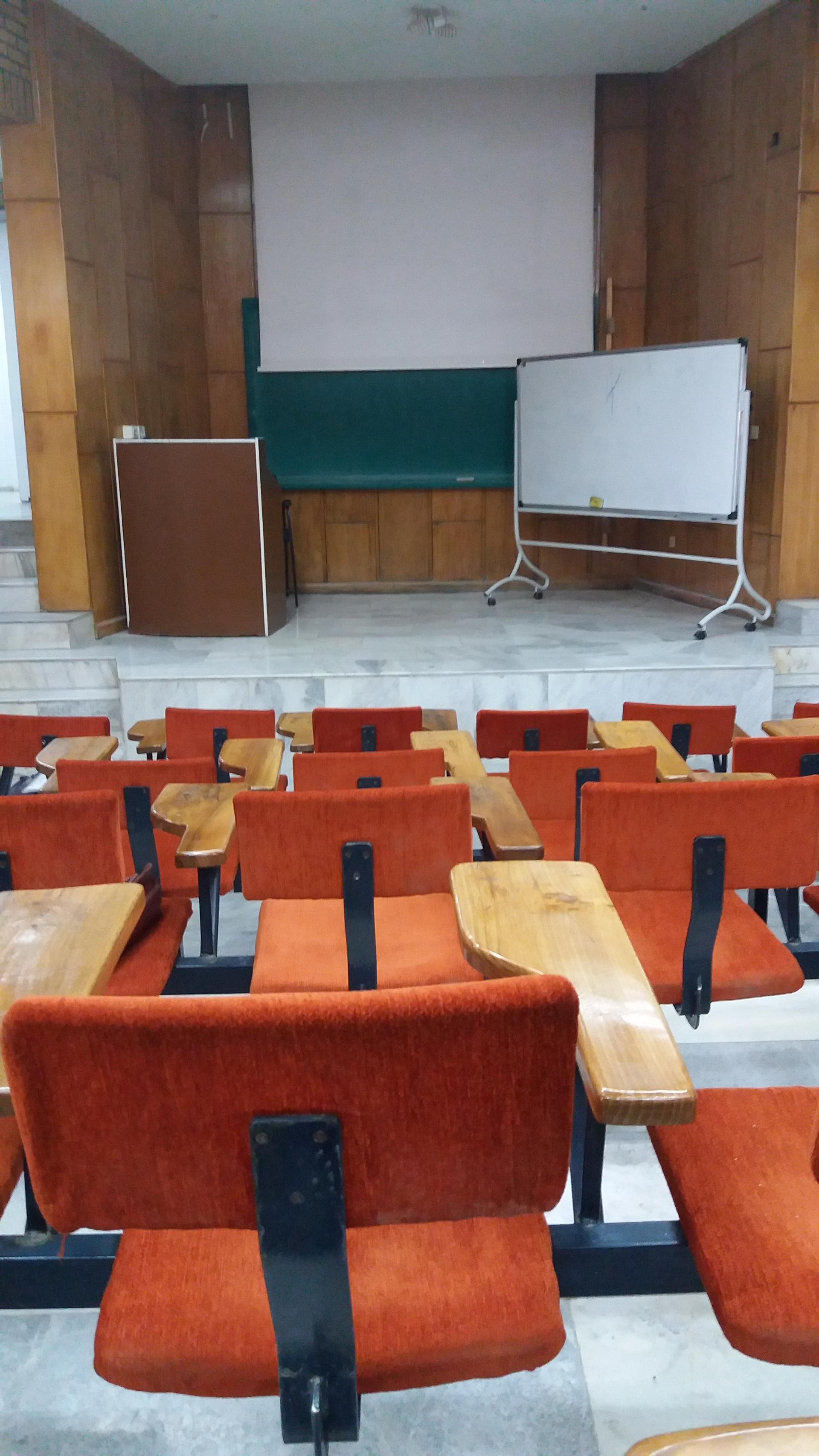 عکس دانشکده پزشکی