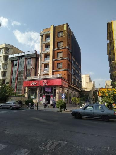 عکس افق کوروش شعبه تهران بهار شیرار