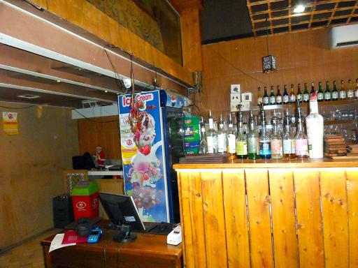 عکس کافه رستوران کاج