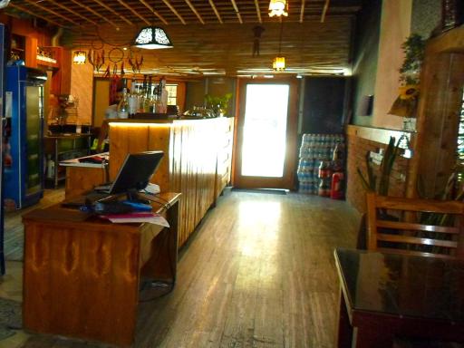 عکس کافه رستوران کاج