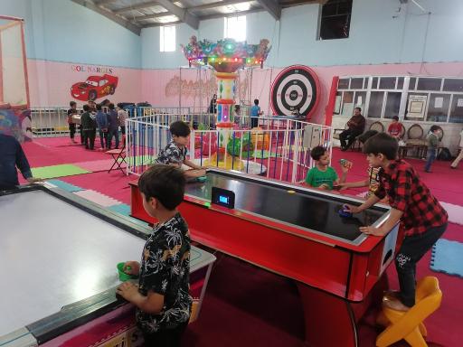 عکس شهر بازی سرپوشیده گل نرگس