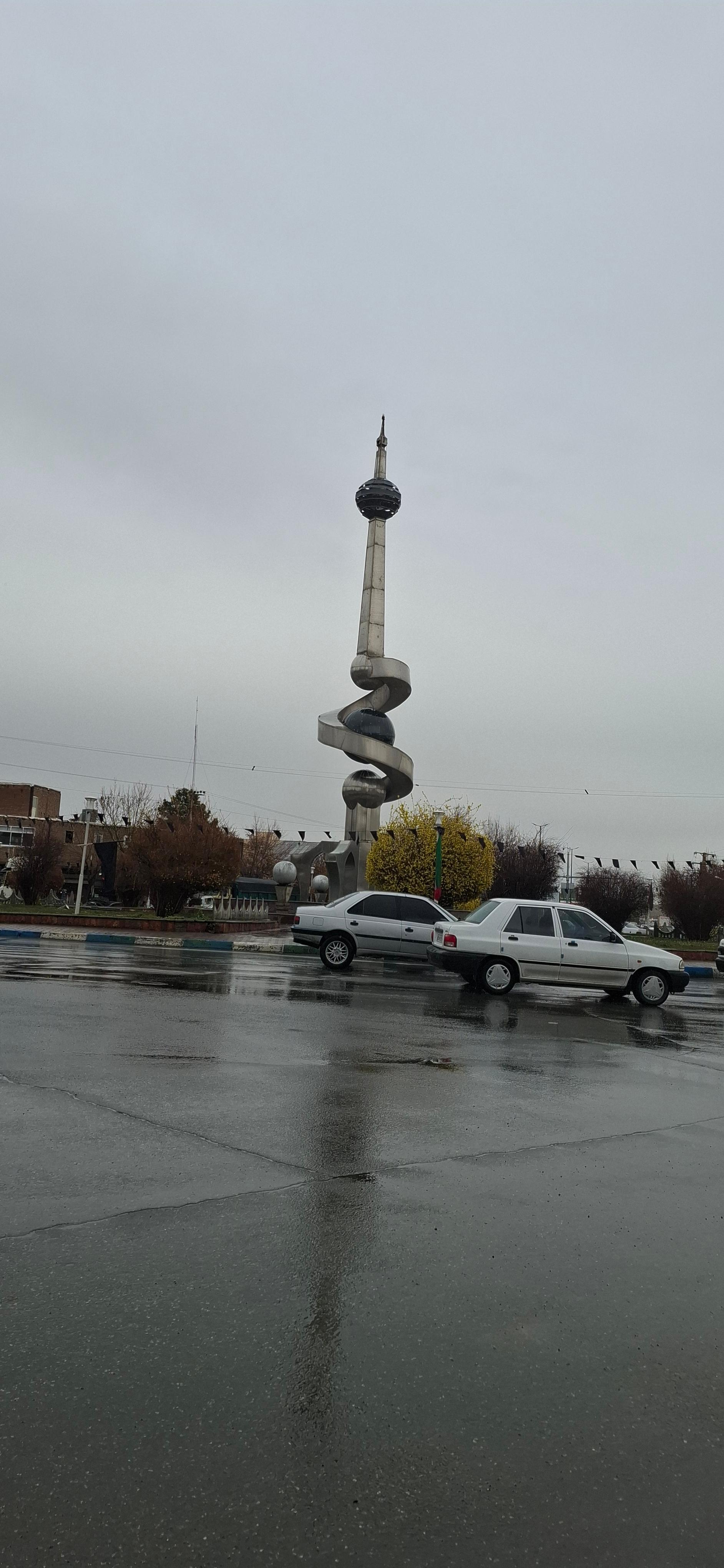 عکس میدان امام