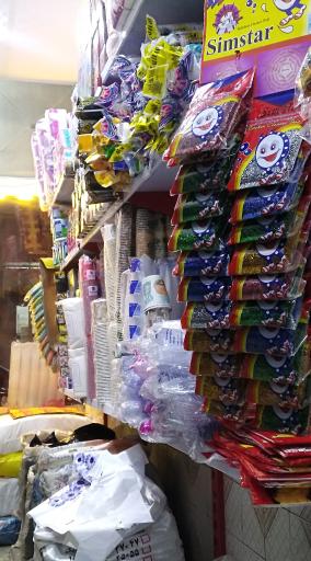 عکس لوازم یکبار مصرف یار پلاست بیجار