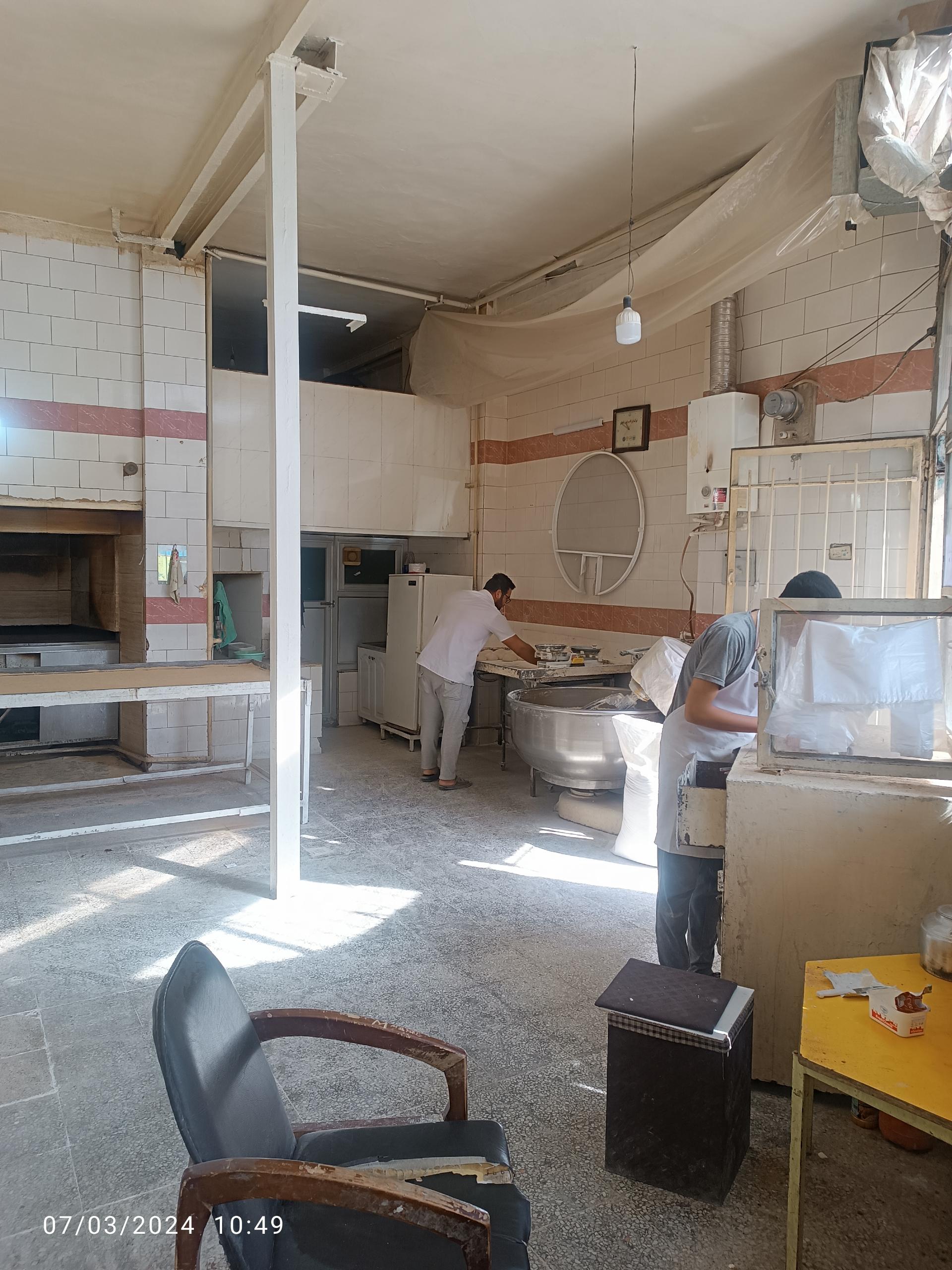 عکس نانوایی بربری حسنلو