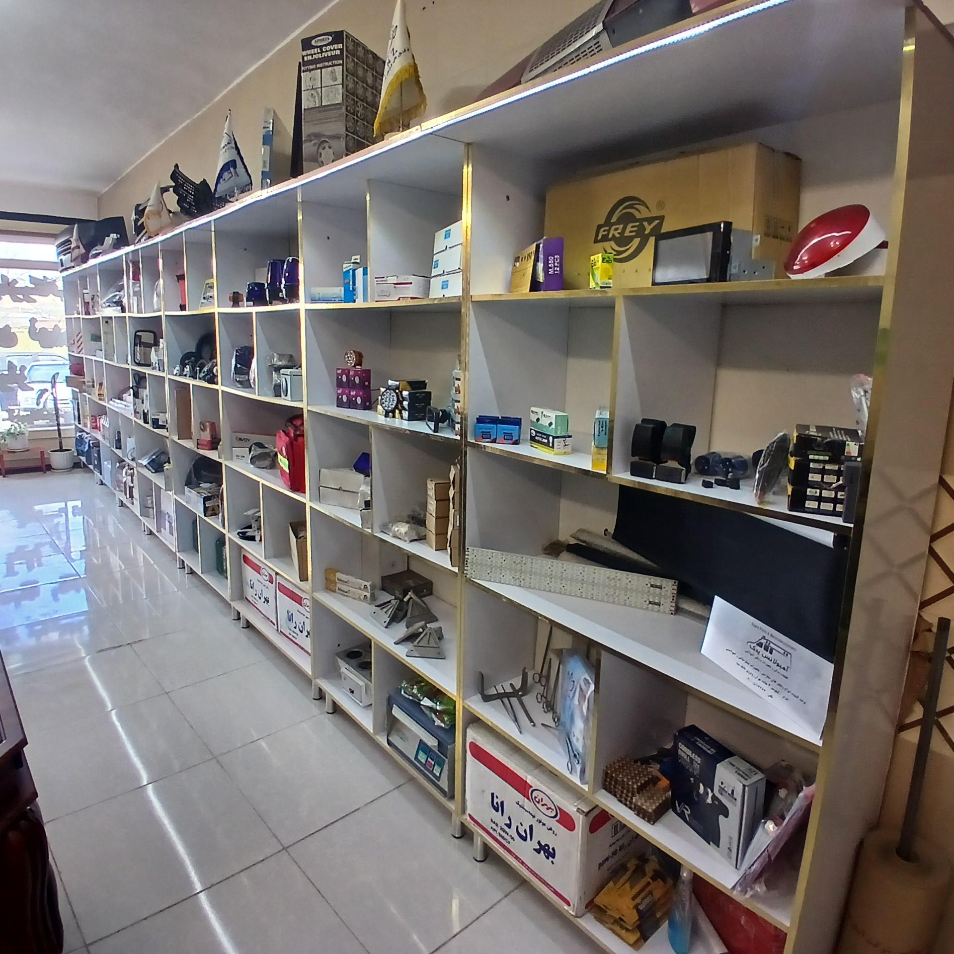 عکس شرکت فرازمان نوین آراز (آمبولانس یدک )