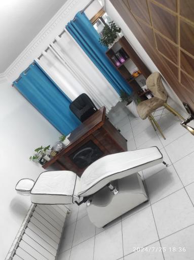 عکس دکتر نرجس السادات حسینی