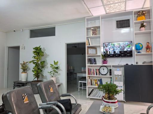 عکس دبیرستان متوسطه دوم ارج اندیش