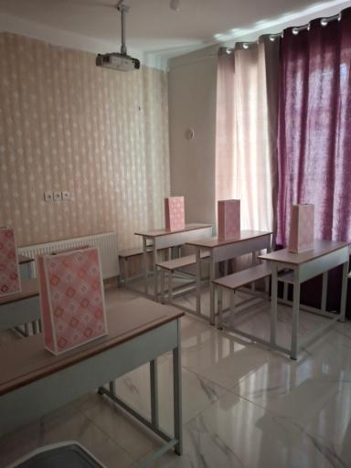 عکس دبیرستان متوسطه دوم ارج اندیش