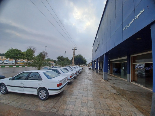 عکس نمایندگی ایران خودرو حسین زاده